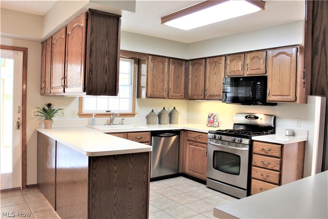 Sherwood Village #7 - Residential