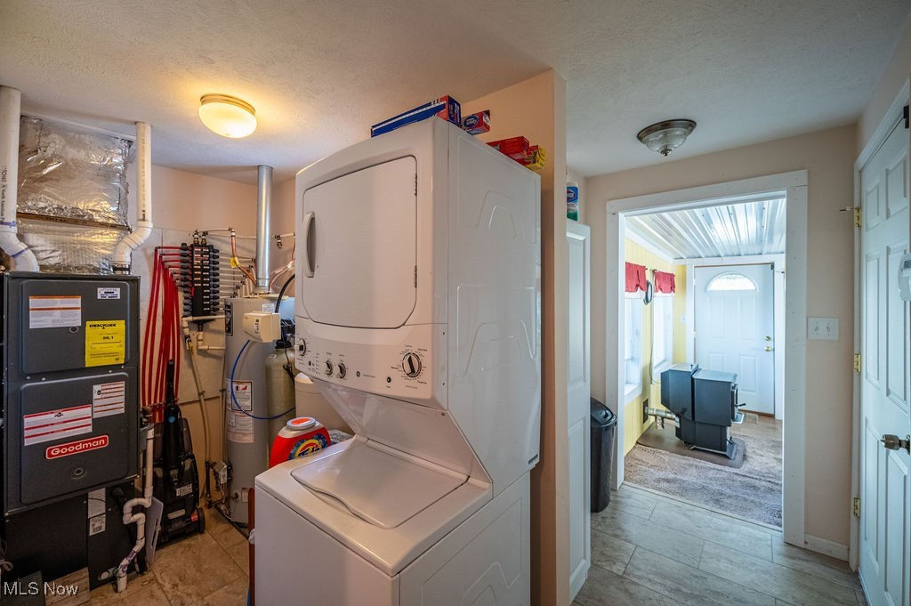 Parkersburg, West Virginia 26101, United States, 2 Bedrooms Bedrooms, ,2 BathroomsBathrooms,Residential,Active,228037