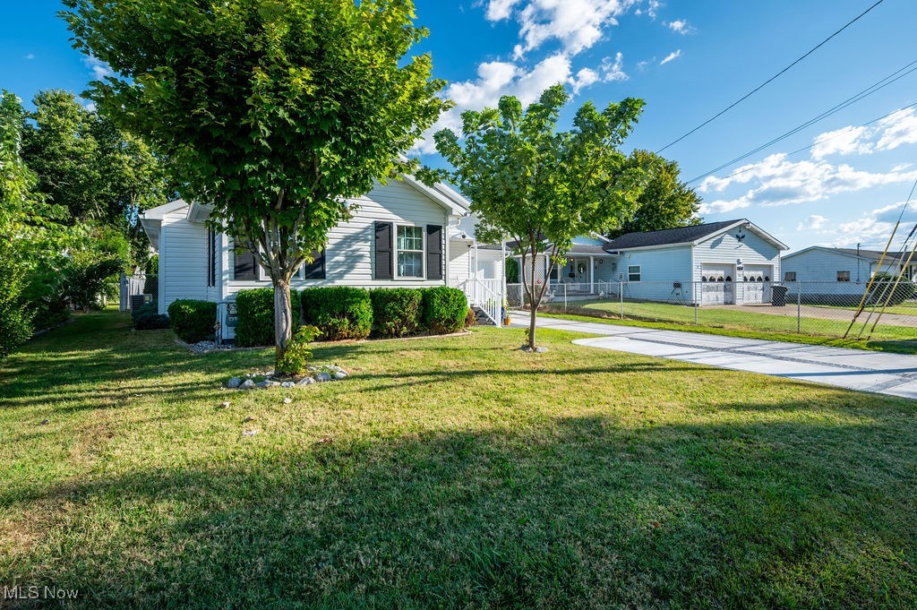 Parkersburg, West Virginia 26101, United States, 2 Bedrooms Bedrooms, ,2 BathroomsBathrooms,Residential,Active,228037