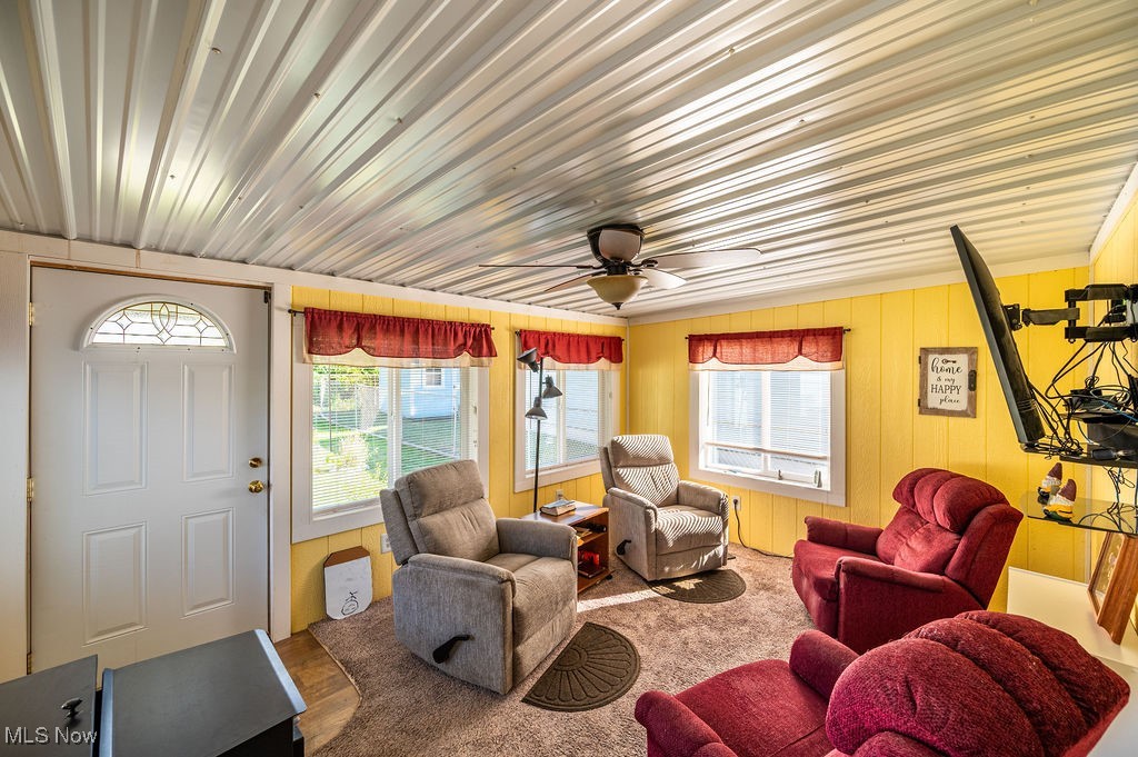 Parkersburg, West Virginia 26101, United States, 2 Bedrooms Bedrooms, ,2 BathroomsBathrooms,Residential,Active,228037