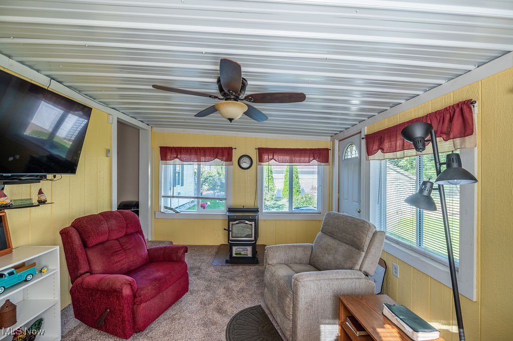 Parkersburg, West Virginia 26101, United States, 2 Bedrooms Bedrooms, ,2 BathroomsBathrooms,Residential,Active,228037