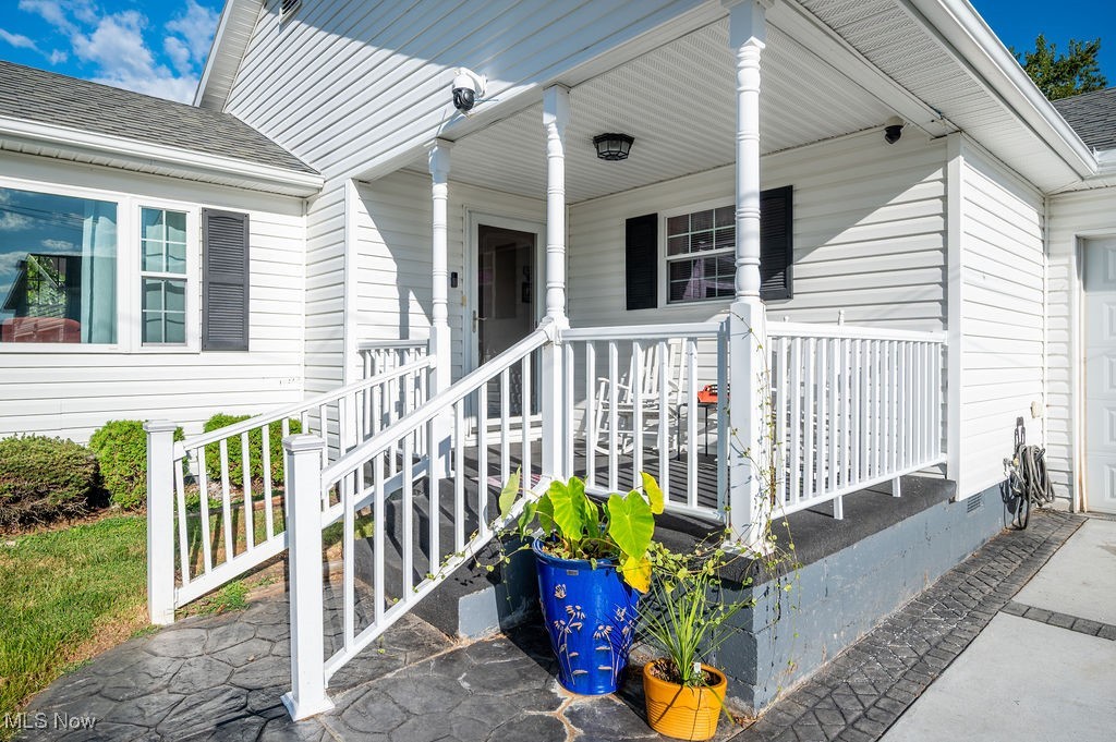 Parkersburg, West Virginia 26101, United States, 2 Bedrooms Bedrooms, ,2 BathroomsBathrooms,Residential,Active,228037