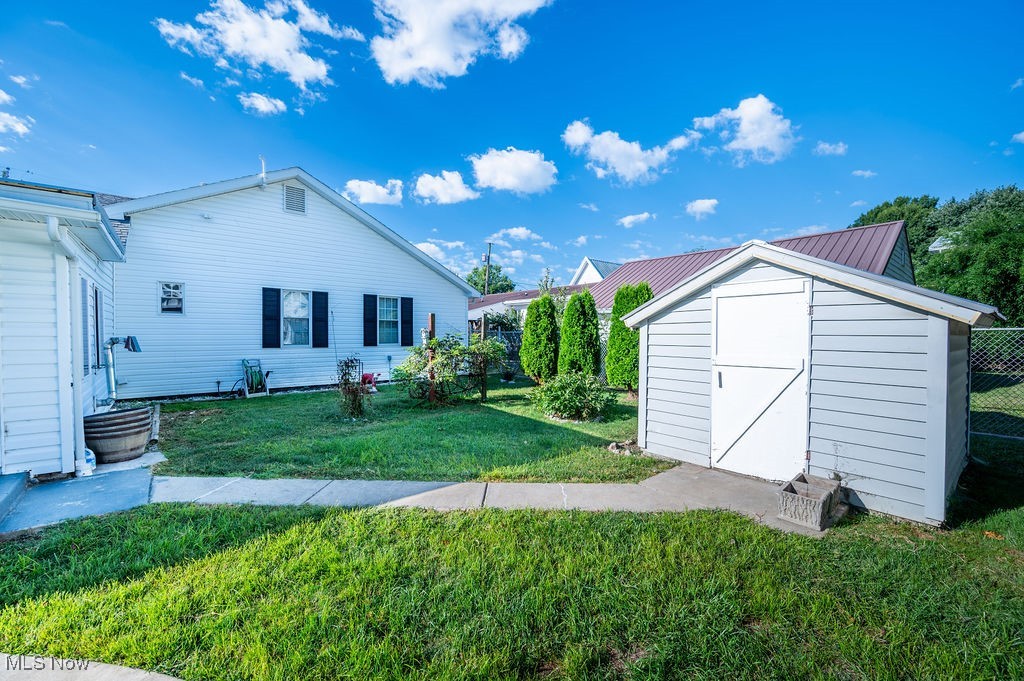 Parkersburg, West Virginia 26101, United States, 2 Bedrooms Bedrooms, ,2 BathroomsBathrooms,Residential,Active,228037