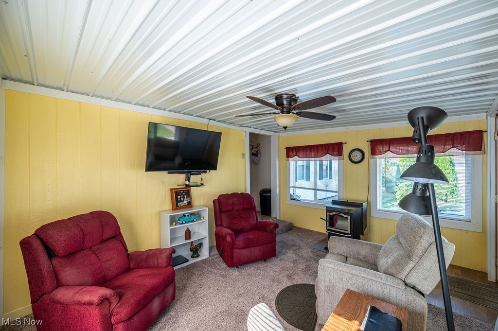 Parkersburg, West Virginia 26101, United States, 2 Bedrooms Bedrooms, ,2 BathroomsBathrooms,Residential,Active,228037