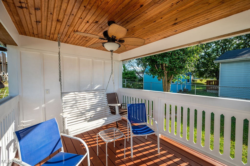 Parkersburg, West Virginia 26101, United States, 2 Bedrooms Bedrooms, ,2 BathroomsBathrooms,Residential,Active,228037