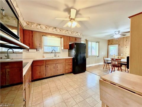 Tiny photo for 4402 Whited Drive, Vienna, WV 26105 (MLS # 5203377)