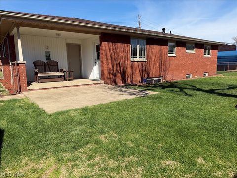 Tiny photo for 4402 Whited Drive, Vienna, WV 26105 (MLS # 5203377)