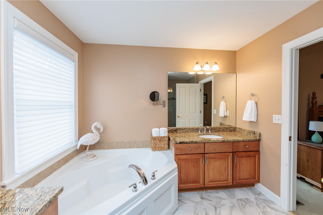 3701 Falcon Ridge Drive, Medina, Ohio image 29