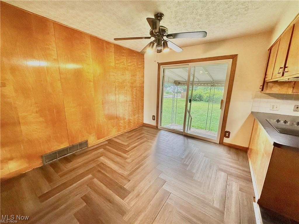 Silver Spgs - Residential
