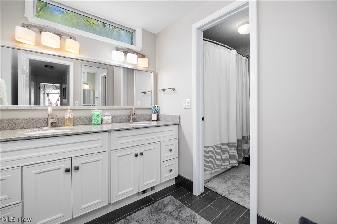 Avon Acres 05 - Residential