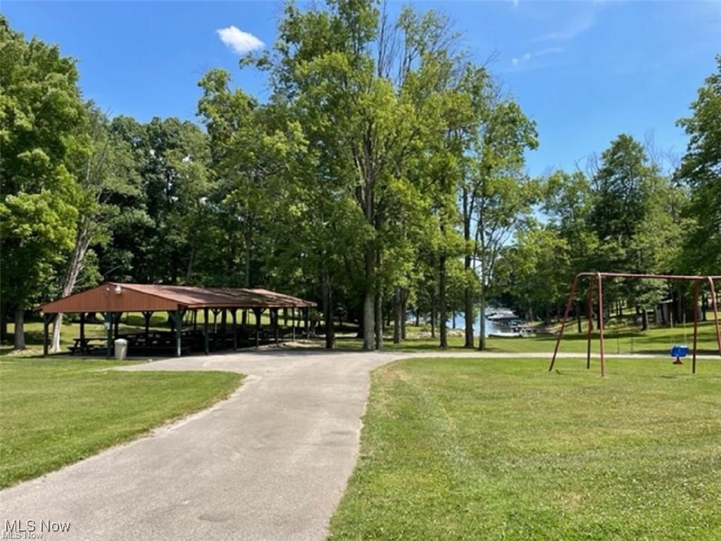 47080 Tomahawk Drive, Negley, Ohio image 9