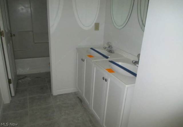 0000038354 - Residential