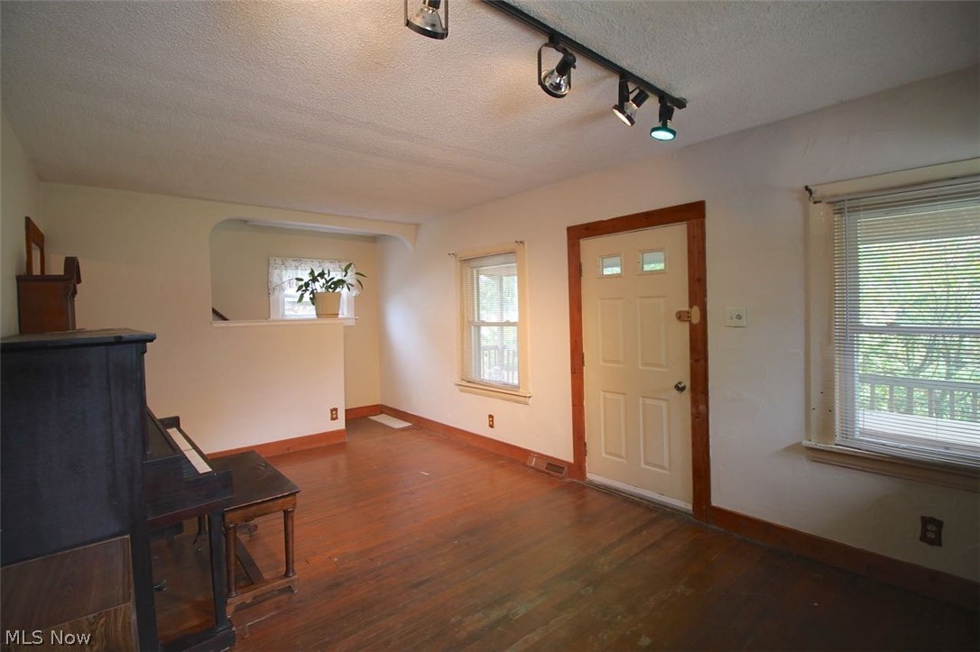 Village/Boston Heights - Residential