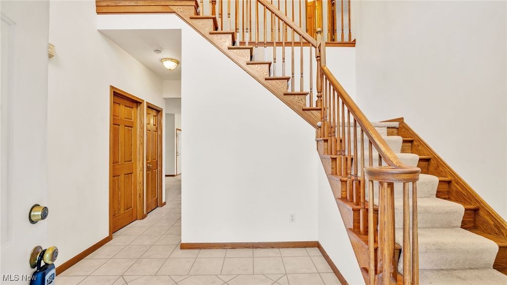 Photo of 16096 Heatherwood Court, Strongsville, OH 44149 (MLS # 5172948)