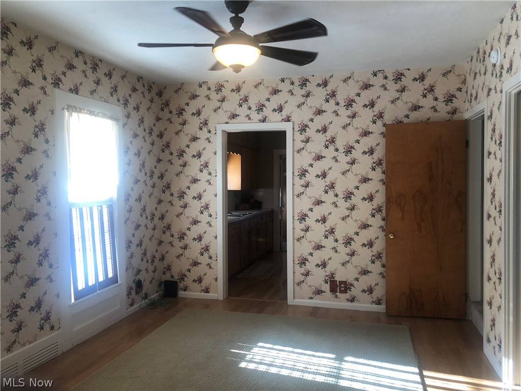 S S Warnes - Residential