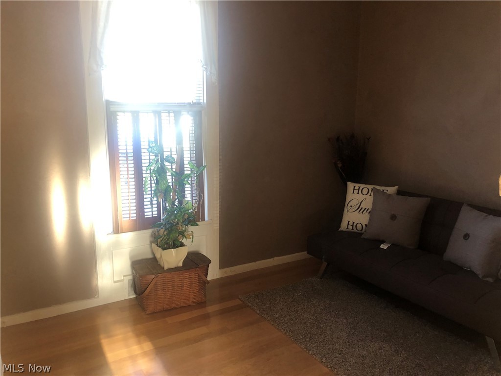 S S Warnes - Residential