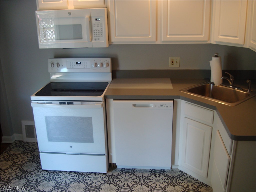 Cuyahoga River Estate - Residential