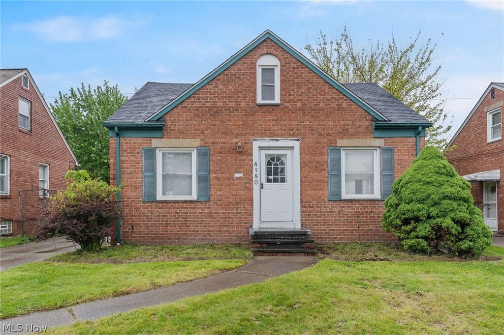 Photo of 4180 W 57th Street, Cleveland, OH 44144 (MLS # 5207342)