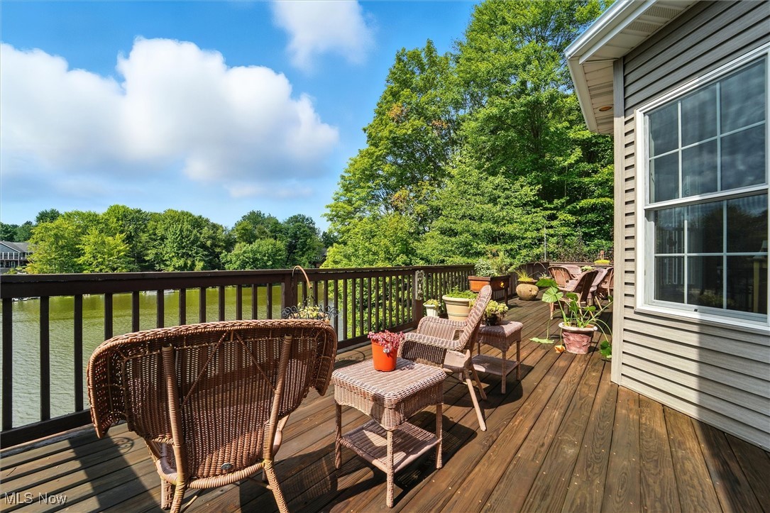 Roaming Rock Xx - Residential