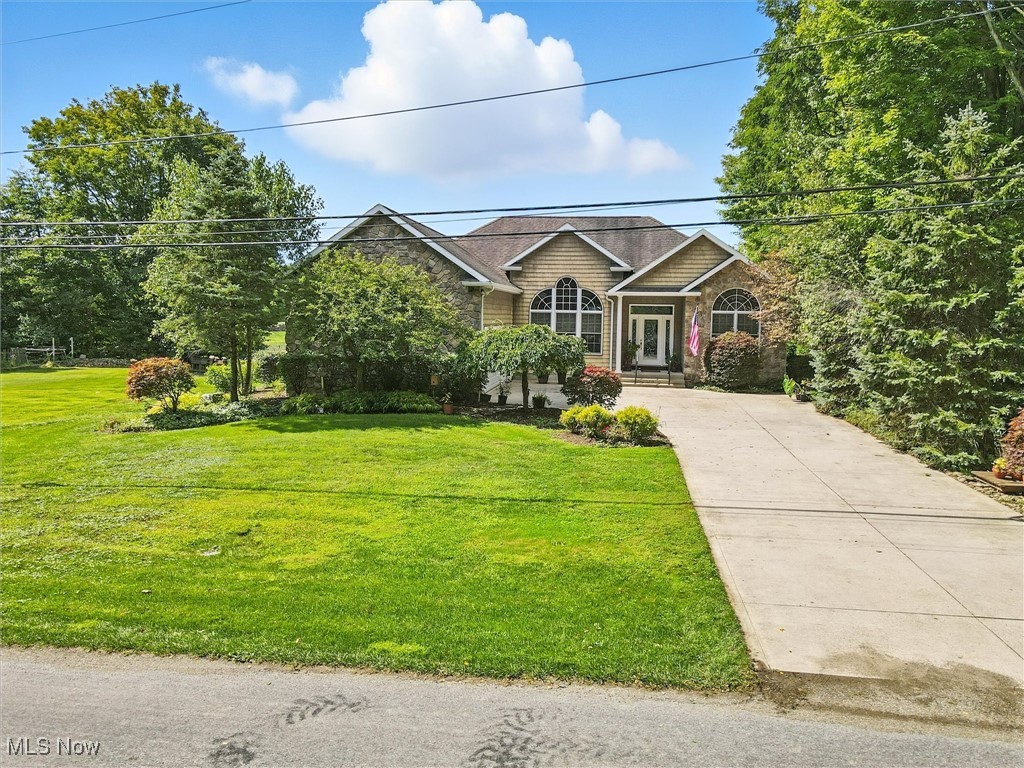 Roaming Rock Xx - Residential