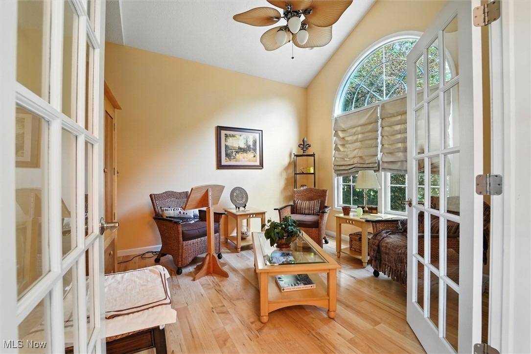 Roaming Rock Xx - Residential