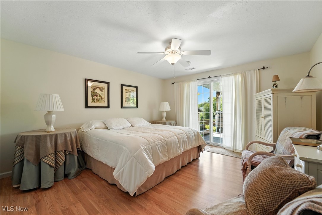 Roaming Rock Xx - Residential