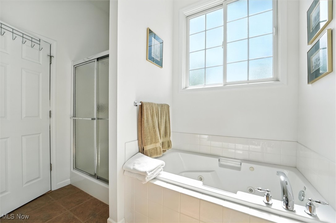 Roaming Rock Xx - Residential