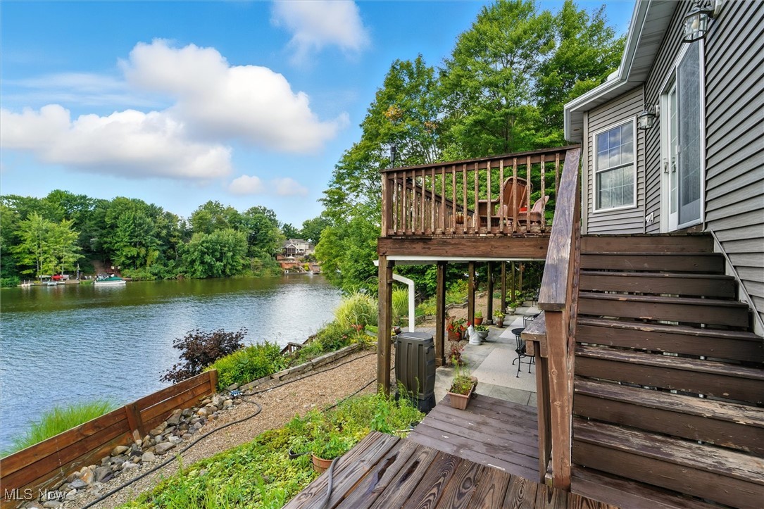 Roaming Rock Xx - Residential