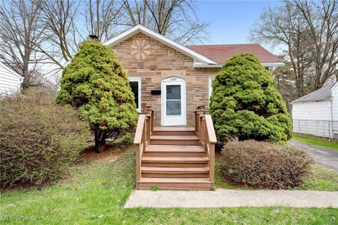 Photo for 1095 Gordon Road