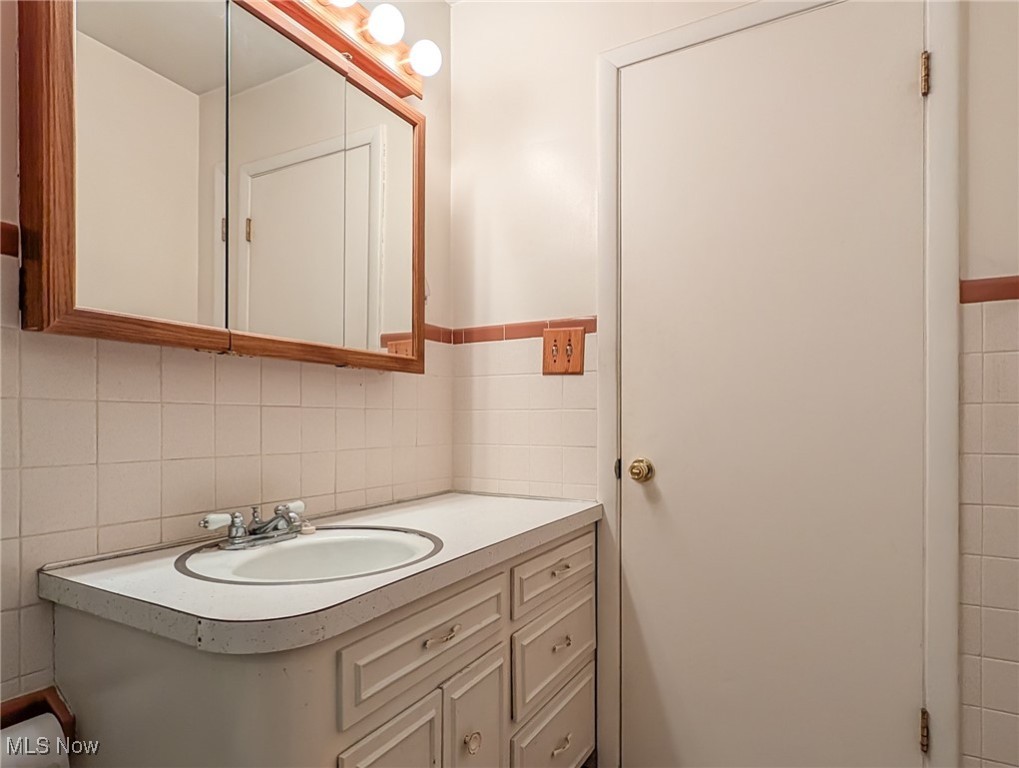 Nesmith Lake Heights - Residential