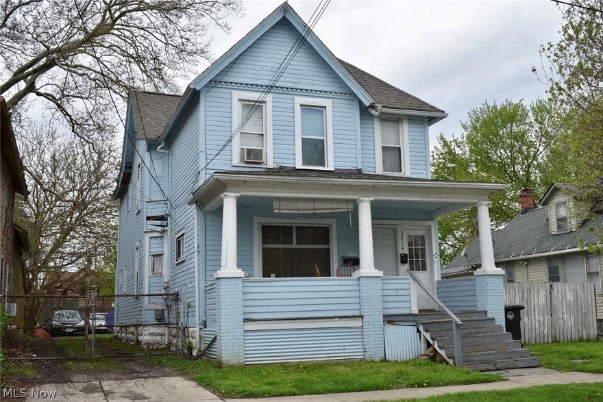 Looking for a cash flowing property near the new Metro Health hospital wing? Here it is! This duplex is fully occupied with 2 bedrooms and one bath in each unit. The property has also been updated with newer carpeting/floors. Fully fenced in backyard with separate entrances for each unit! Minutes away from everything you may possibly need! From beauty stores, nightlife to grocery stores, fast food and so much more! Property is being sold as is with month to month tenants. You don't want to miss out on this opportunity!