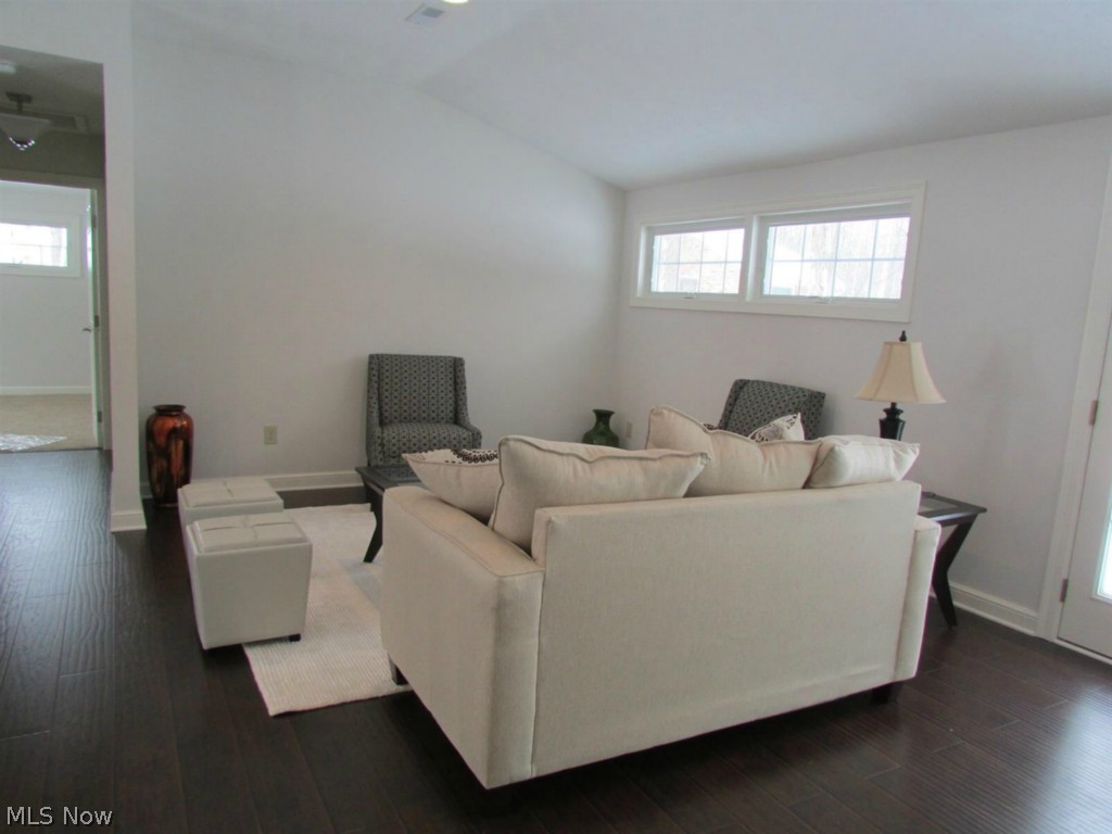 Metro-Pk - Residential