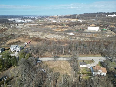 Tiny photo for 6579 Hathaway Road, Valley View, OH 44125 (MLS # 5190166)