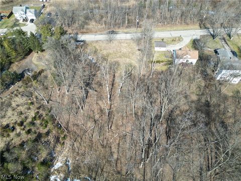 Tiny photo for 6579 Hathaway Road, Valley View, OH 44125 (MLS # 5190166)