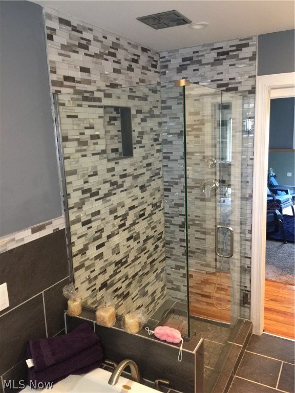 Alameda Pkwy Sub - Residential