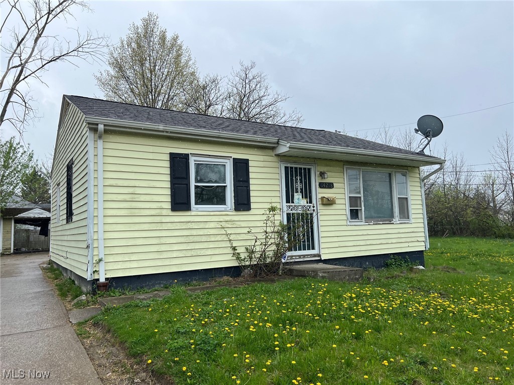 Start with a fresh slate in this 2 bedroom / 1 bath slab ranch. Needs everything. Call this home today or add to your investment portfolio. Needs all new electrical, plumbing and HVAC. 696 sqft. Driveway with deteriorated garage.
