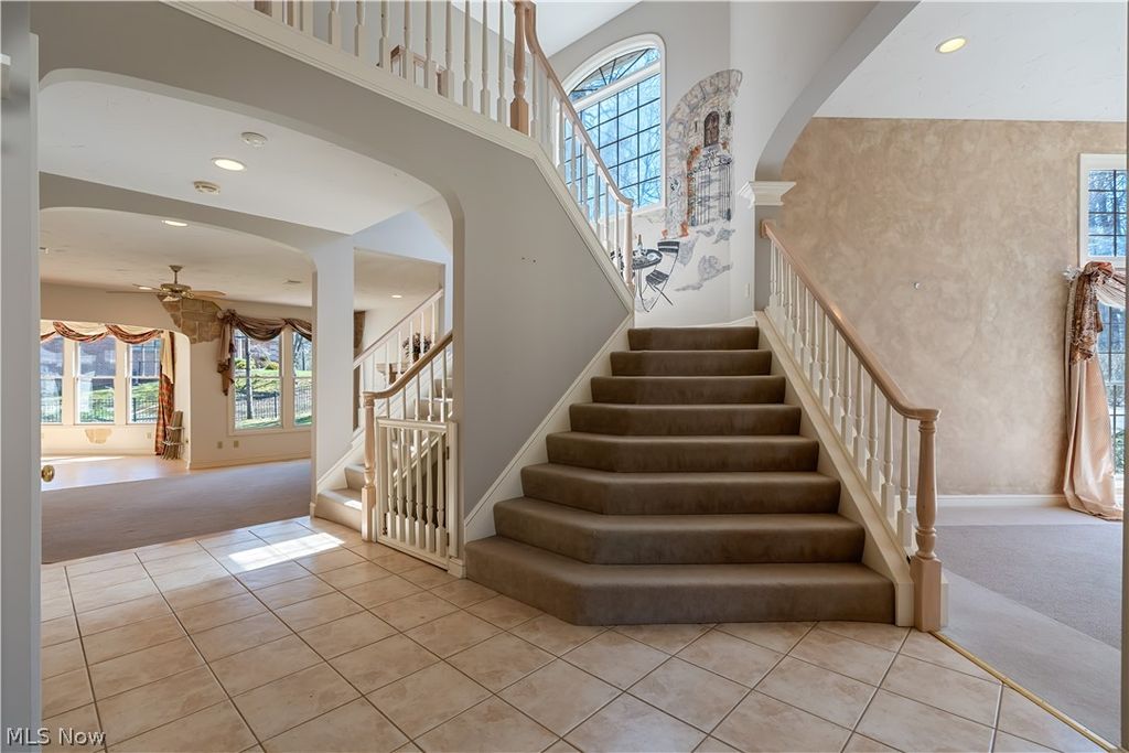 Photo of 5412 Downingsgate Circle NW, Canton, OH 44718 (MLS # 5190706)