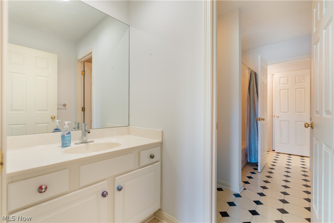 Woods At Nobles Pond - Residential