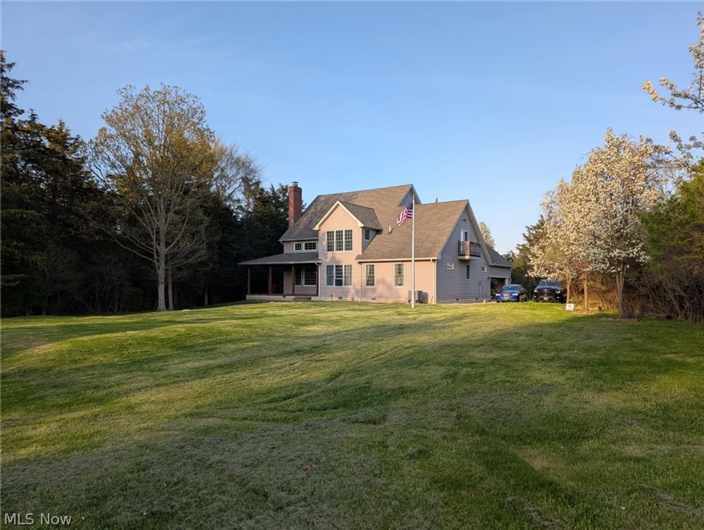 Photo of 115 Beech Street, Kelleys Island, OH 43438 (MLS # 5194367)