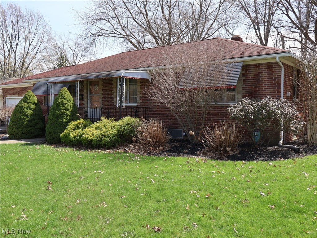 42605 Grandview Drive, Elyria, Ohio image 2