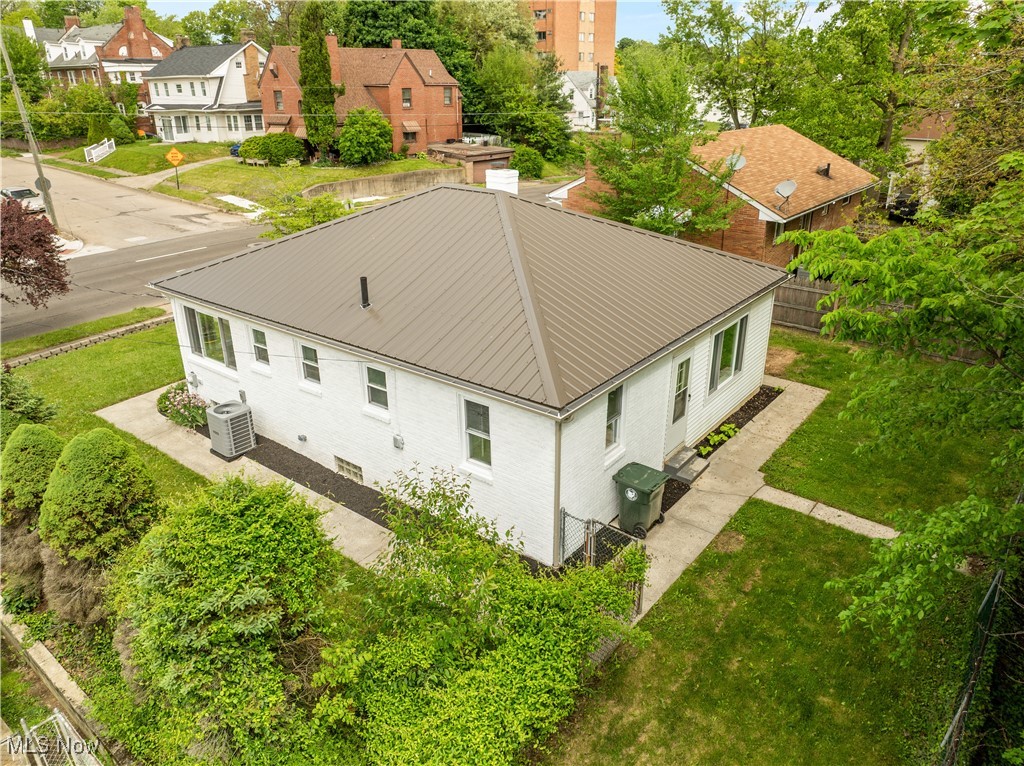 1640 Cherry Avenue, Canton, Ohio image 32