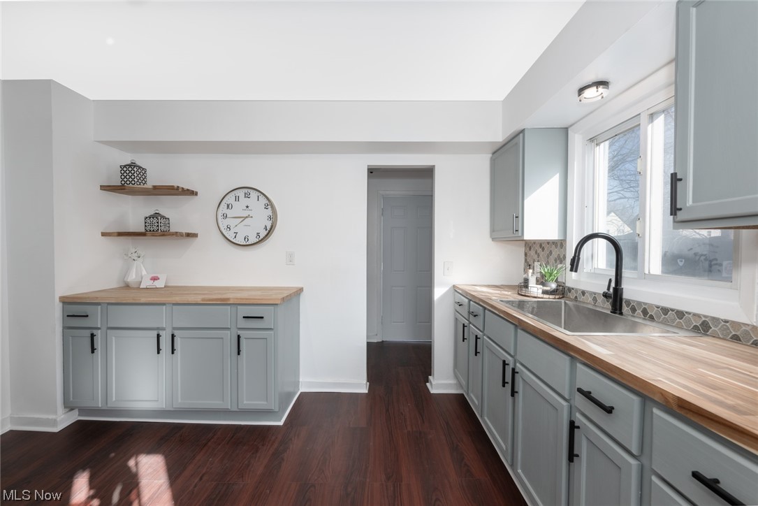 J H Palmers - Residential