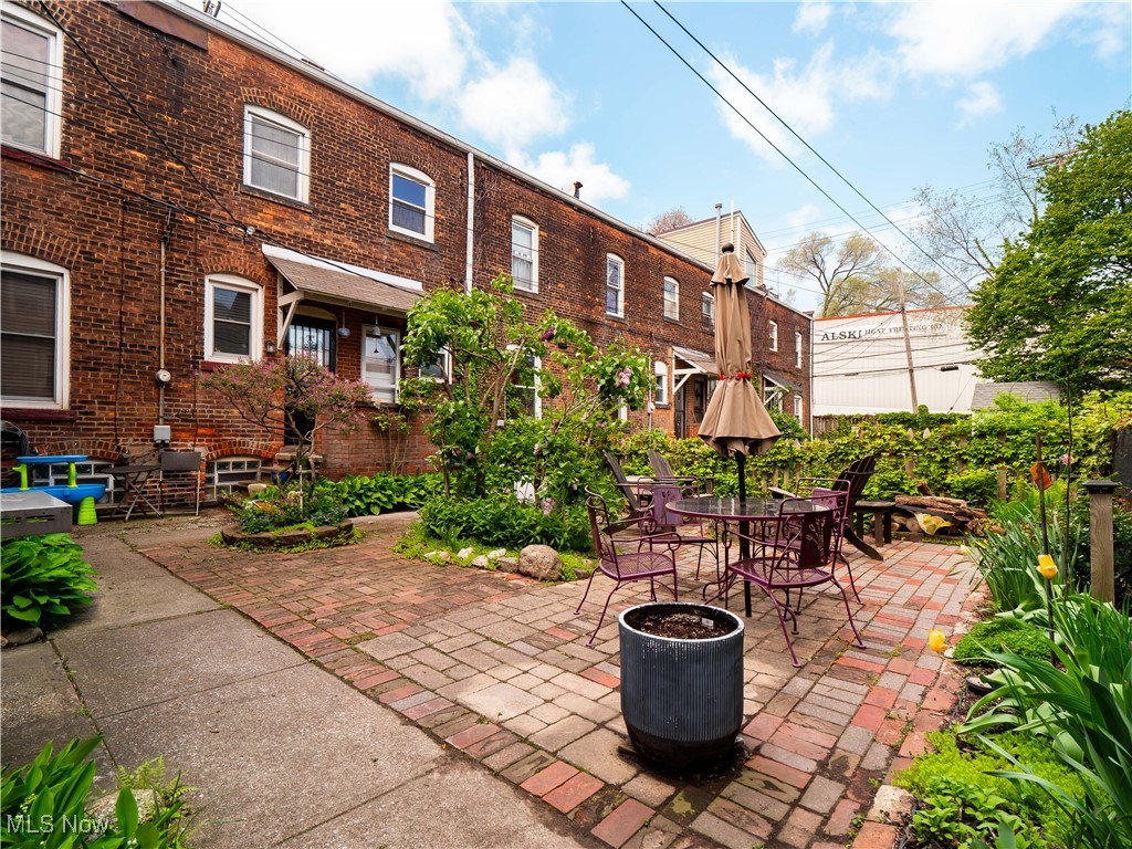 3704 Clinton Avenue, Cleveland, Ohio image 28