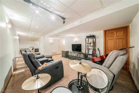 Tiny photo for 9049 Wynford Lane, Olmsted Township, OH 44138 (MLS # 5220090)