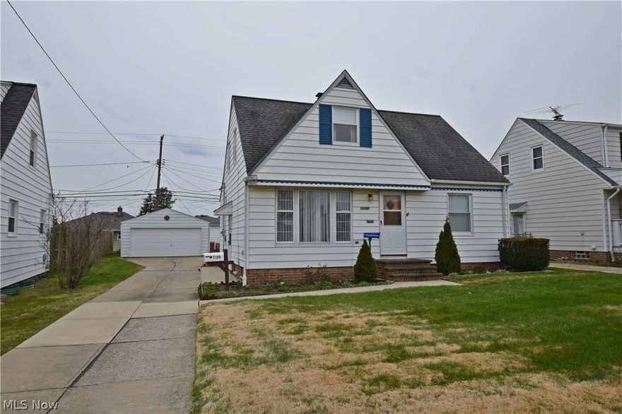 Charming Garfield Hts. bungalow! Updated Roof, Windows and Waterproofing. Homes features 3 nice size bedrooms and 3 baths. 2 car detached garage. Nice size lot!