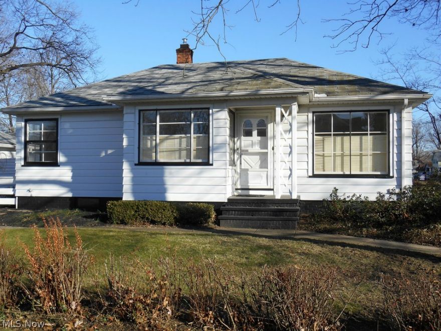 Bright and cheerful ranch home in a great neighborhood.  The main floor has an open feel with neutral colors and warm hardwood floors.  Fresh paint throughout and ready to move in condition.  Basement is spacious with loads of potential for finishing or simply for storage.  2 roomy bedrooms with practical closet space makes for a easy to maintain size!  Detached one- car garage in great condition.  Close to shopping, restaurants and metroparks, and only minutes to downtown or the airport.