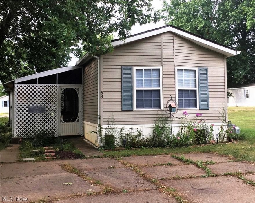 Welcome to this updated home in Brewster Park. This 3 bedroom home offers single floor living. The master suite, with its new carpet, has an updated bathroom with new sink and shower. The second bedroom has hardwood flooring, oversize closet space French doors and large windows. Currently used as a sitting room / office. The second full bath has also been renovated with updated shower. The whole home has been recently painted and has a lot of new trim, you’ll appreciate the details with convenient shelving and storage options throughout the home. Open floor plan with the living room and kitchen and hardwood floors and vaulted ceilings. The kitchen has a peninsula that has been enlarged making the perfect bar area. All appliances will remain, including a new dishwasher. Finally, there is a laundry room adjacent to the kitchen. Enjoy the outside with a nearly 600 sq ft enclosed 3 season porch. All of this with an additional storage shed and paved parking. Additional upgrades include a ne