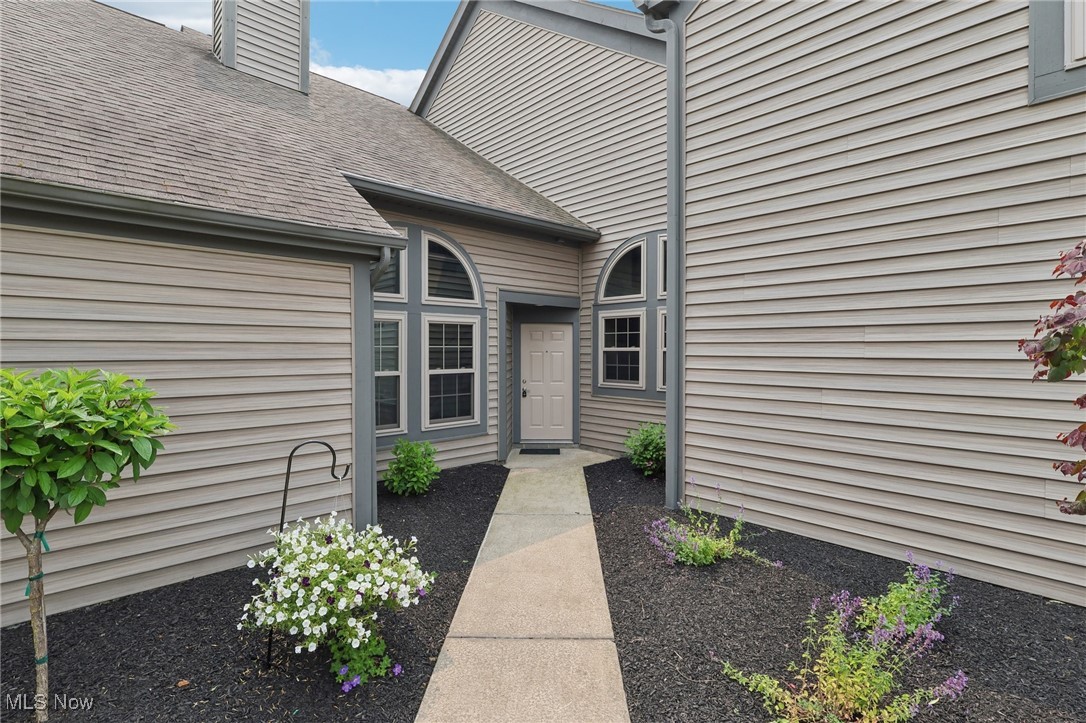 322 N Bayshore Drive #3, Columbiana, Ohio image 6