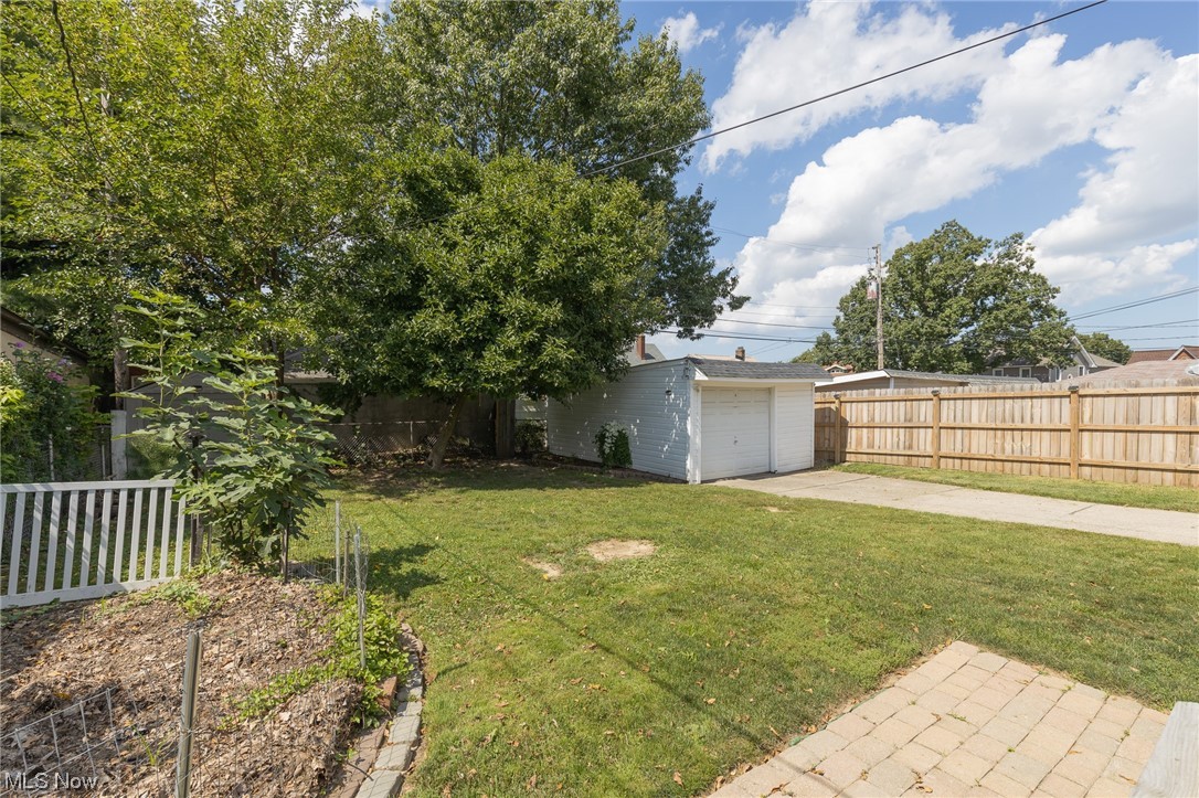 Ridgewood 04 - Residential