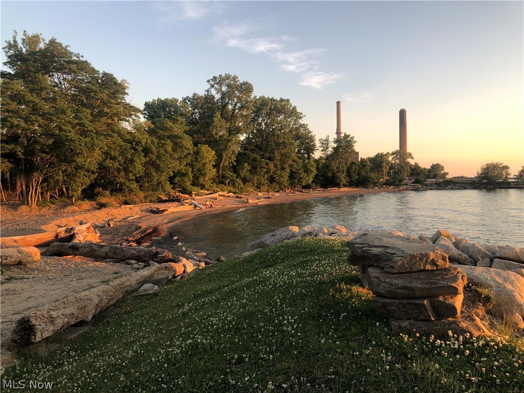 Chagrin Harbor Beach - Residential